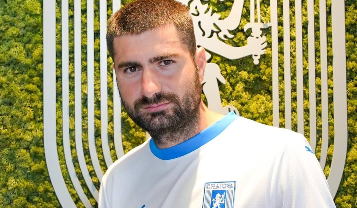 SuperLiga: Întăriri pentru Rădoi – Un experimentat fundaș a semnat cu Universitatea Craiova