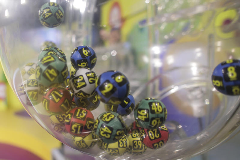 Tragerile la LOTO de joi, 7 august 2025. Report la Loto 6/49 la categoria I de peste 3,73 milioane de euro