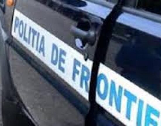 Doi americani, prinși la vama Sculeni fără permise recunoscute în România