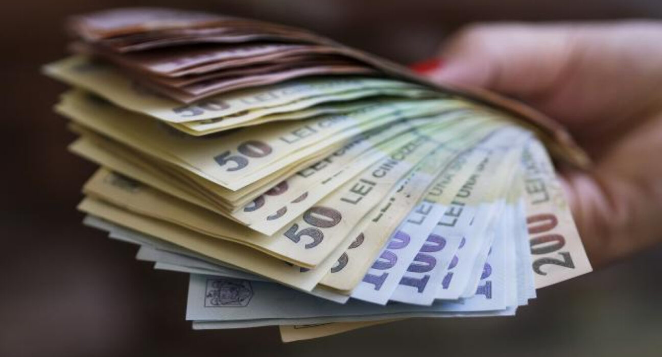 Guvernul Bolojan vrea să limiteze retragerea banilor din Pilonul II de pensii. Bogdan Chirieac: Este pur și simplu groaznic! Sunt banii oamenilor economisiți de o viață