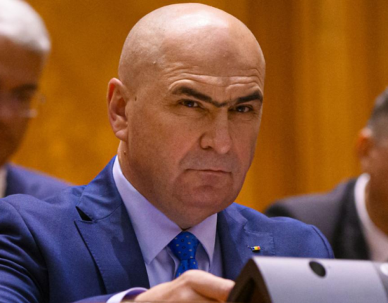 Bolojan, vești proaste pentru români: Ce se întâmplă cu impozitele pe locuințe