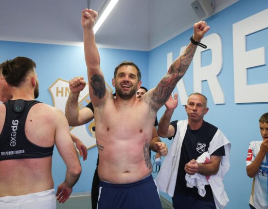 Fostul atacant al lui Rapid, acum antrenor, 100% cu echipa sa într-o grupă de cupă europeană! Calificare în minutul 90