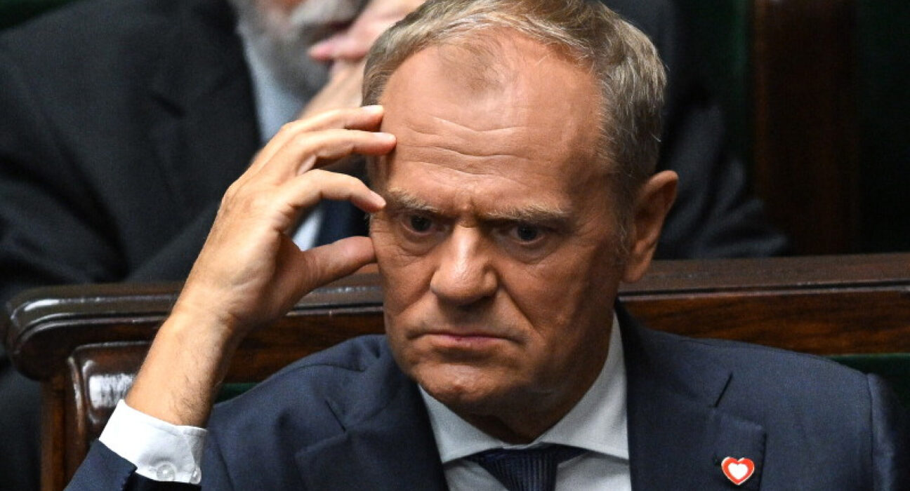 Tusk avertizează că Rusia încearcă să includă în negocierile privind Ucraina și reducerea trupelor americane în Europa
