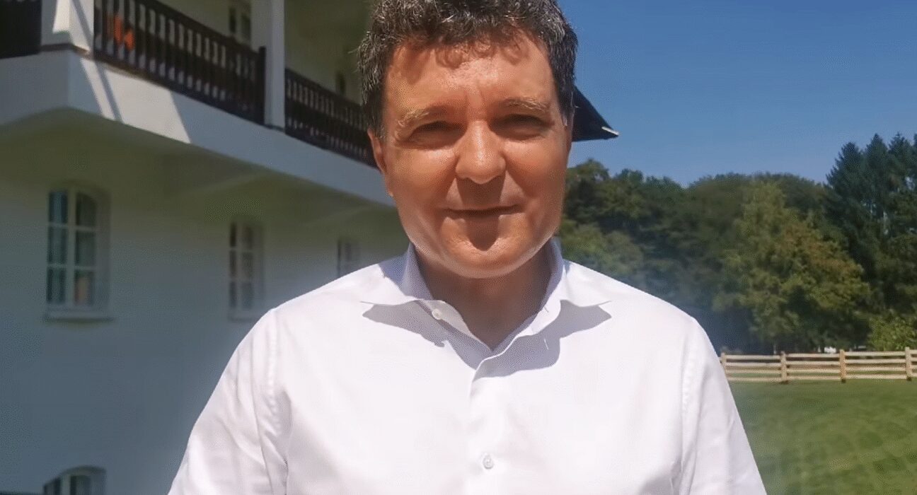 De ce a ales Nicușor Dan să meargă mănăstire și nu la ceremoniile de Ziua Marinei. Explicațiile președintelui