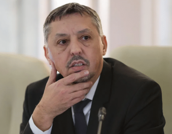 Ministrul Educaţiei, întrebat dacă va începe sau nu şcoala la timp: Foarte greu să vă spun