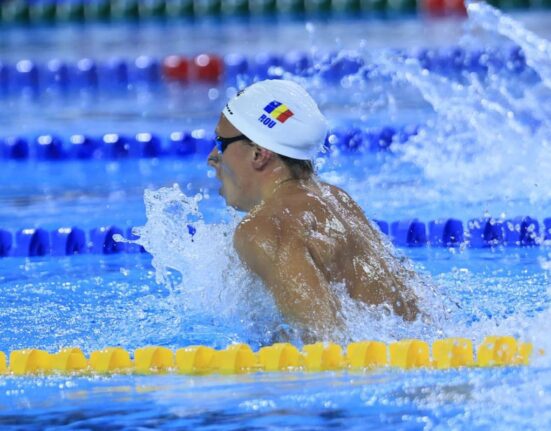 Robert Badea și problemele pe care le-a avut în cursa de la Campionatele Mondiale de juniori: „După o sută de metri mi-am «dat duhul»” + ce a spus italianul care a corectat la Otopeni un record al lui David Popovici