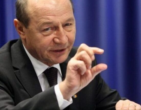 Guvernul i-a atribuit lui Traian Băsescu un apartament într-un bloc. Fostul președinte a cerut ca hotărârea executivului să fie clasificată