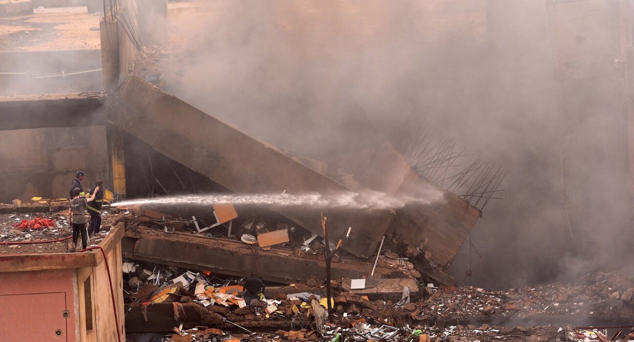 VIDEO Explozie puternică la un depozit de artificii din Pakistan. „Am crezut că au explodat mai multe bombe”