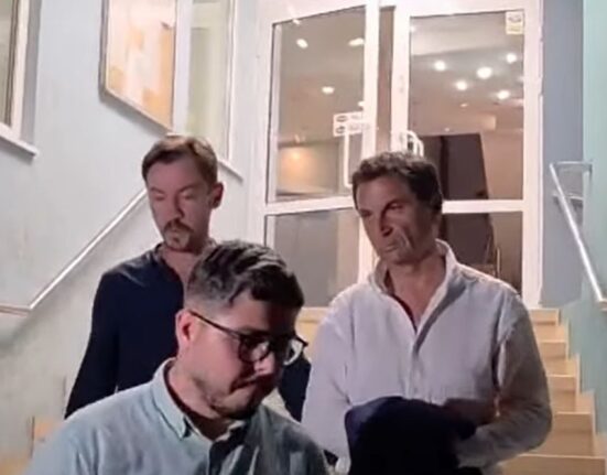 INVESTIGAȚIE. Legătura dintre primarul cercetat de DNA al Mangaliei și firma imobiliară care a promis blocuri în singura pădure de pe litoral și a țepuit oamenii. „S-au blocat toți și se uitau unul la altul” 