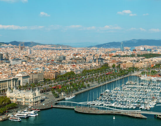 Cel mai puternic val de căldură înregistrat vreodată în Spania. Peste 1.000 de oameni au murit din cauza temperaturilor extreme