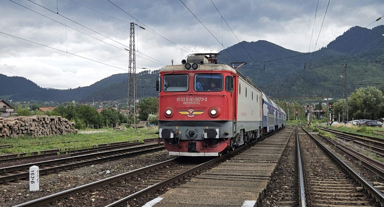 CFR Călători spune că trenurile vor continua să circule și după 1 septembrie. Care este soluția pentru plata datoriilor către CFR SA
