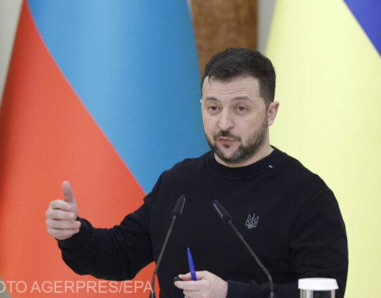 Ucraina relaxează legea marțială: Cine primește permisiunea de a părăsi țara