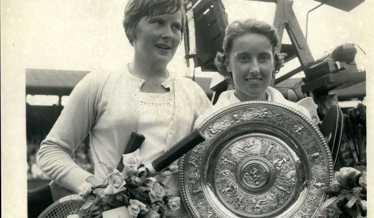 „Nu auzeam arbitrul, doar îi citeam pe buze cuvintele” » A murit o triplă campioană de Grand Slam, cu o poveste aparte: „Refuza fustele, prefera pantalonii scurți”