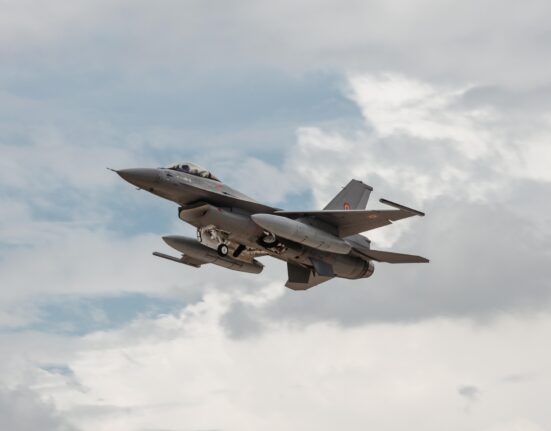 România are de joi încă trei avioane F-16 în dotare / Câte avioane moderne de luptă au acum în total Forțele Aeriene Române