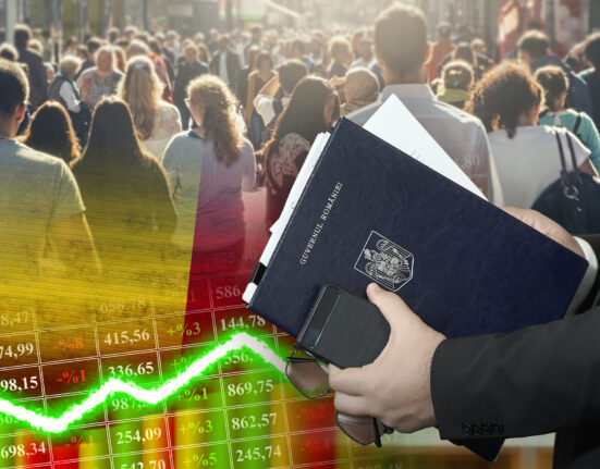 Cresc taxele și impozitele pe proprietăți și terenuri / Capital minim necesar de 500 de lei pentru SRL-uri – Lista tuturor măsurilor din pachetul fiscal 2 al Guvernului Bolojan