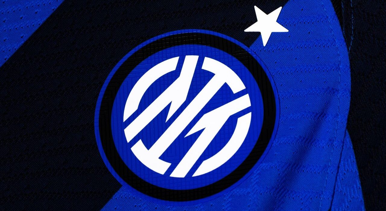 Dat afară de Cristi Chivu, așteptat în Grecia! Jucătorul lui Inter Milano are 24 de ore să se decidă