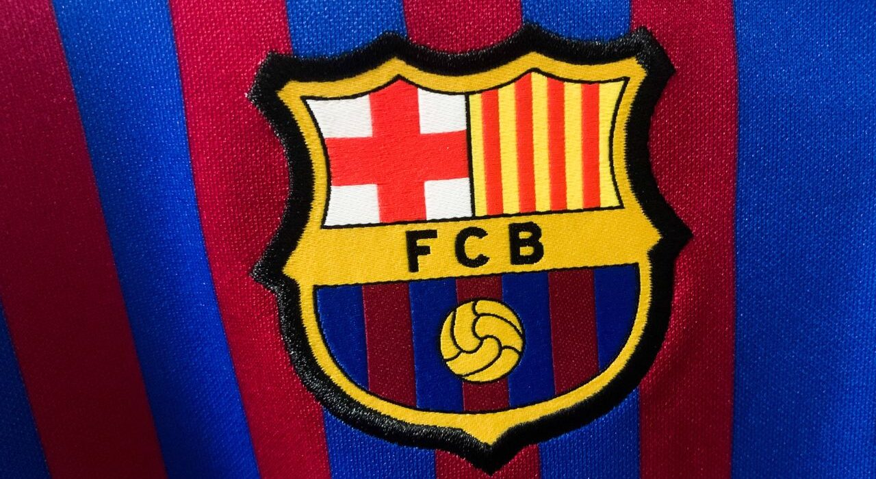 Mijlocașul Barcelonei, direct în Premier League! Catalanii vor 70.000.000 de euro