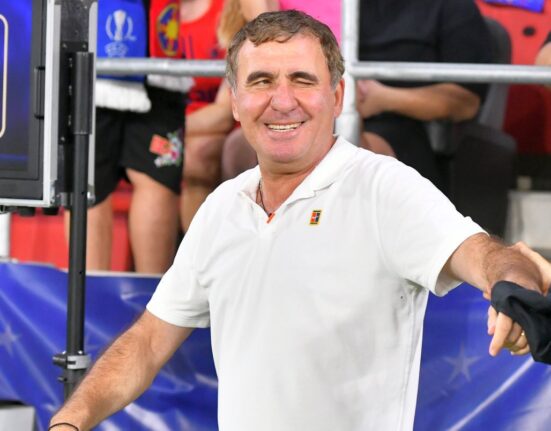 Gică Hagi va da lovitura de start la un meci de liga a cincea