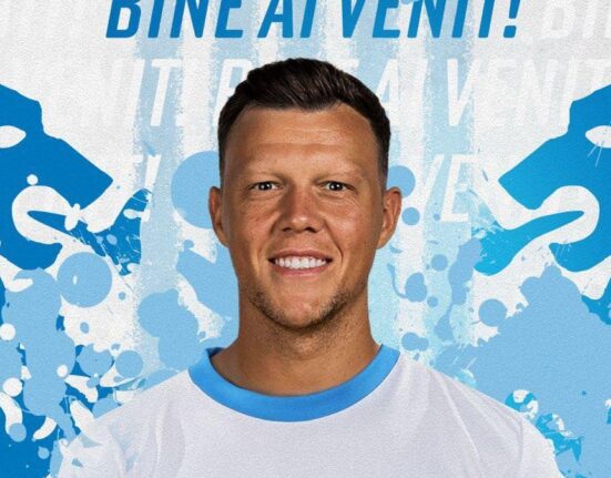 Adrian Rus a semnat cu Universitatea Craiova: ”Bun venit la Știința!”