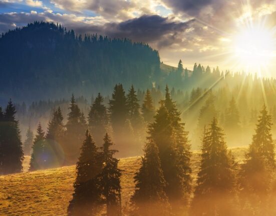 Vremea în primă lună de toamnă: ANM anunță temperaturi de vară, de până la 33 de grade, în septembrie