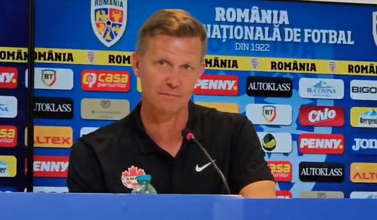 Selecționerul Canadei, după ce a zdrobit România: „Eu sper că la 80 de ani o să fiu pe plajă, nu pe bancă”
