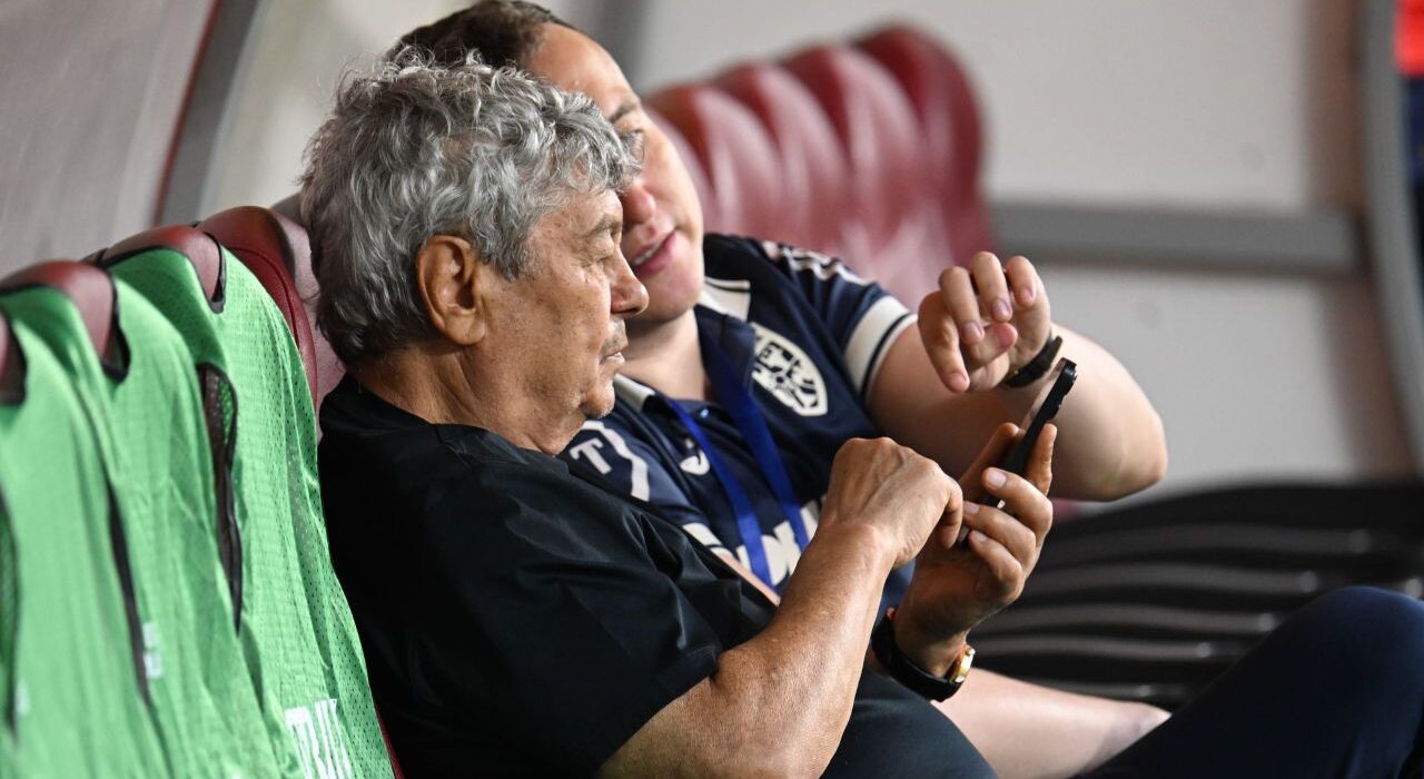 Anunțul făcut de Mircea Lucescu după accidentarea suferită de Louis Munteanu: ”A simțit o durere puternică!”