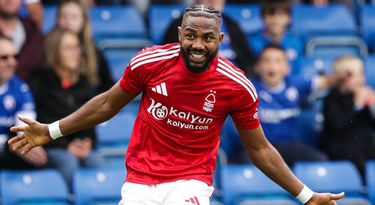 CFR Cluj joacă tare! Ardelenii, gata să aducă un fotbalist cu peste 50 de meciuri în Premier League