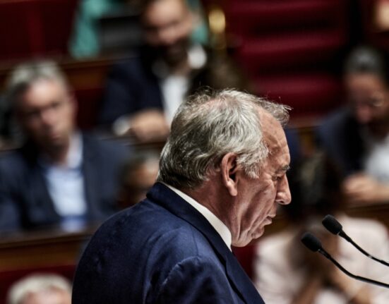 Premierul Franței a fost demis de Parlament. Francois Bayrou ceruse un vot de încredere pentru reforma bugetară