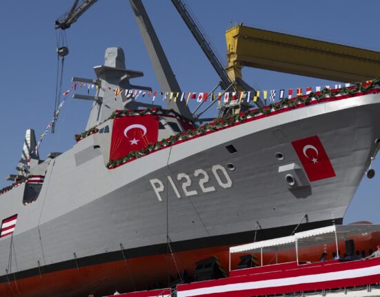 România cumpără o corvetă ușoară din Turcia, de care armata are „mare nevoie”, și pentru care va plăti 223 de milioane de euro