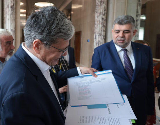 „Marcel Ciolacu mi-a spus că-l doare în organul genital de deficit”, susține un fost ministru de Finanțe. Cum răspunde fostul premier