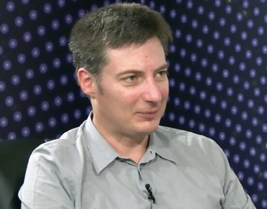 Andrei Caramitru face KO sistemul de educație: Jumătate din școli trebuie închise. Sindicaliștii sunt al lui Năstase