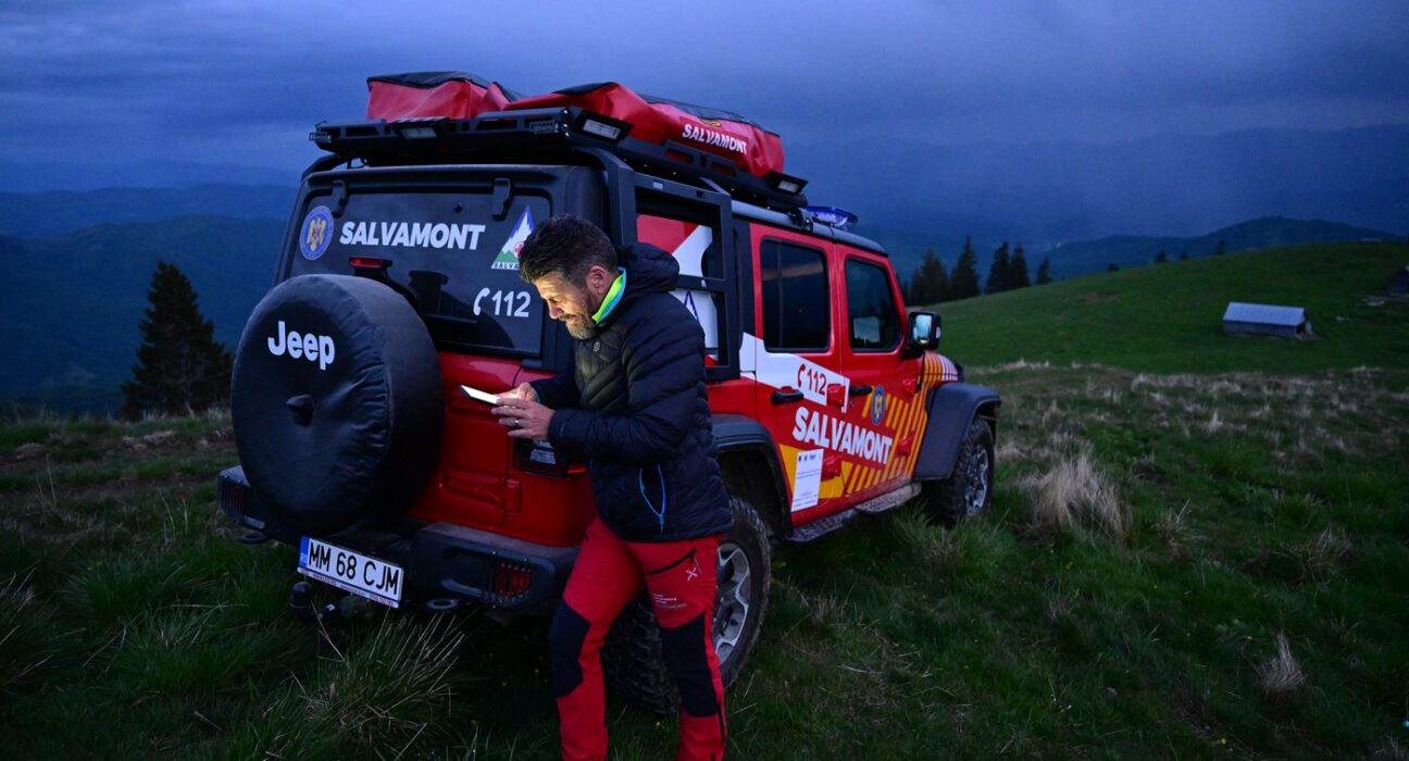 Trei tineri ucraineni care rătăceau de câteva zile prin Munţii Maramureşului au fost recuperaţi de salvamontişti / Greşeala pe care au făcut-o