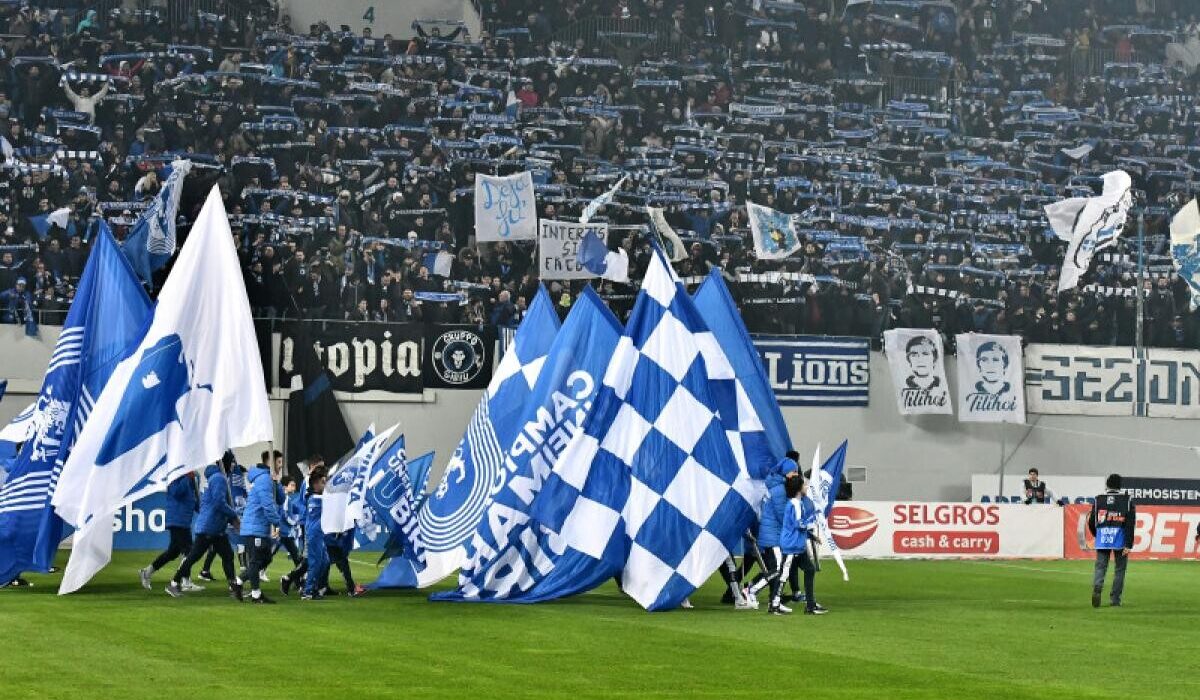 Universitatea Craiova şi-a consolidat poziţia de lider în Superligă după rezultatul cu Farul