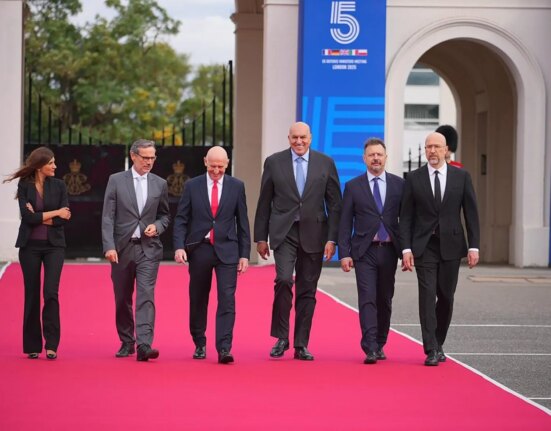 Cel mai sincer ministru al Apărării din Europa:  Nu suntem pregătiți pentru un atac! Nu zic de Putin, zic de oricine