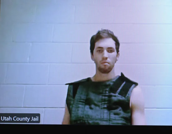 Încurcatele ițe ale asasinării lui Charlie Kirk