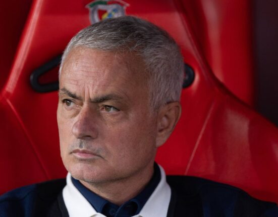 Jose Mourinho a bătut palma cu Benfica! Ce salariu va încasa la noua sa echipă