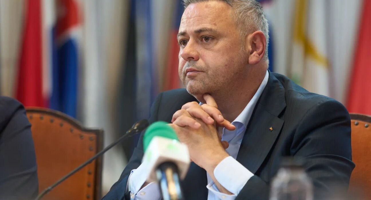 Ministrul Agriculturii revine cu datele, în scandalul generat de declarațiile sale despre avocado: Prezintă datele complete ale importurilor