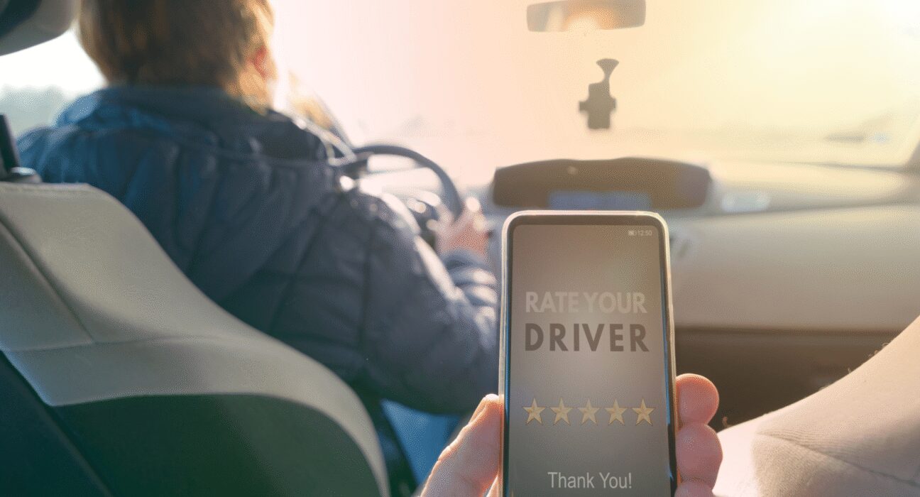 Firme de transport ridesharing, sub un val de controale ANAF și dosare penale DNA. Sute de milioane de lei, evaziune fiscală. Angajați ai unei platforme online, condamnați