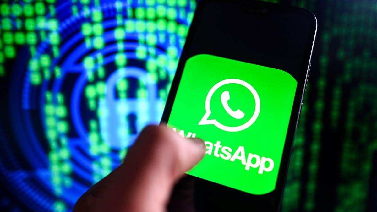 Nouă funcție pe WhatsApp. Mesajele pot fi traduse direct în aplicație