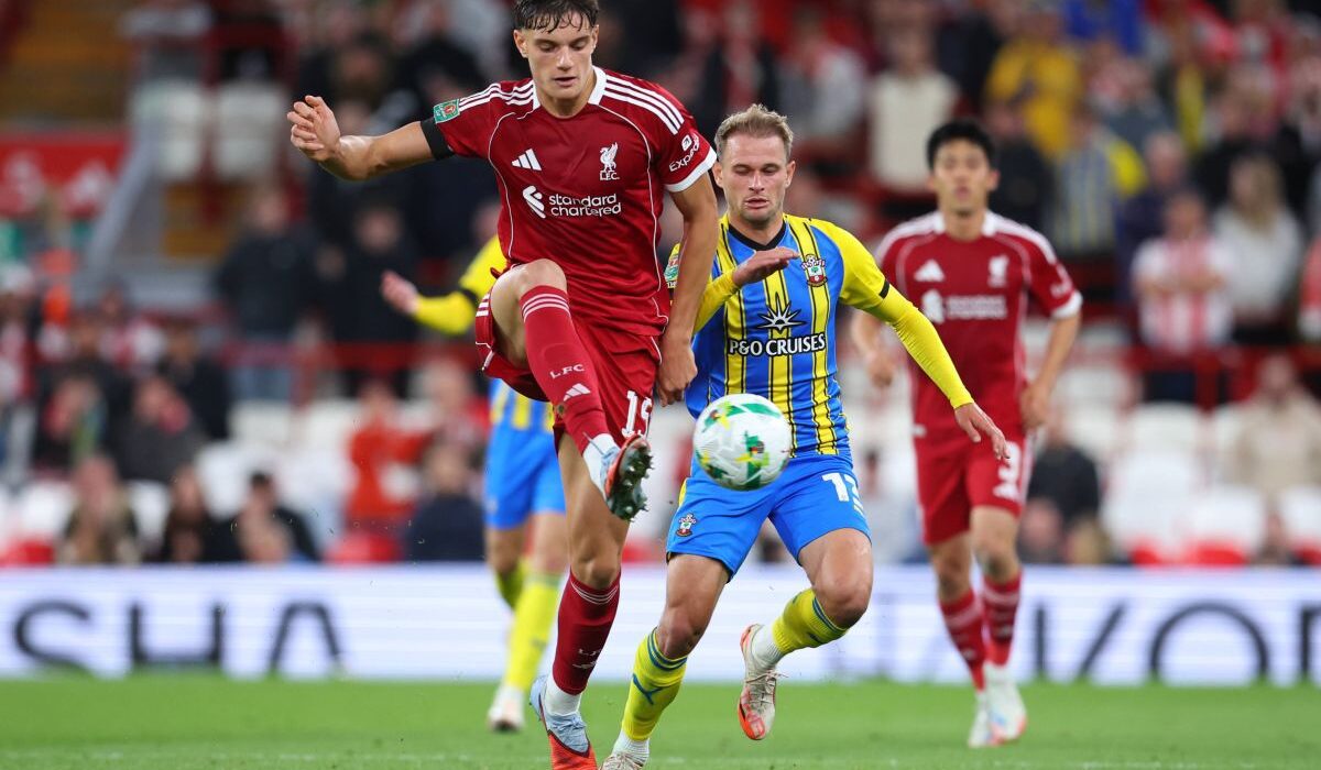 Ghinion incredibil pentru Leoni: a suferit o ruptură de ligamente încrucișate la debutul său cu Liverpool