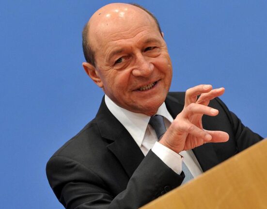 Traian Băsescu: România n-a dat, niciodată, niciun kilowat de energie electrică, fără bani