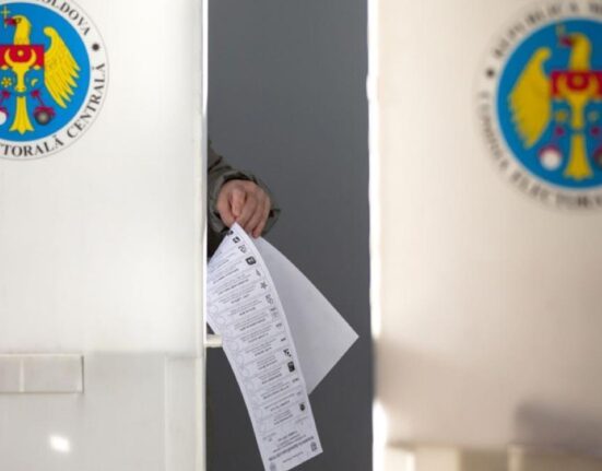 Alegeri pe muchie de cuțit. Republica Moldova, între Bruxelles și Moscova