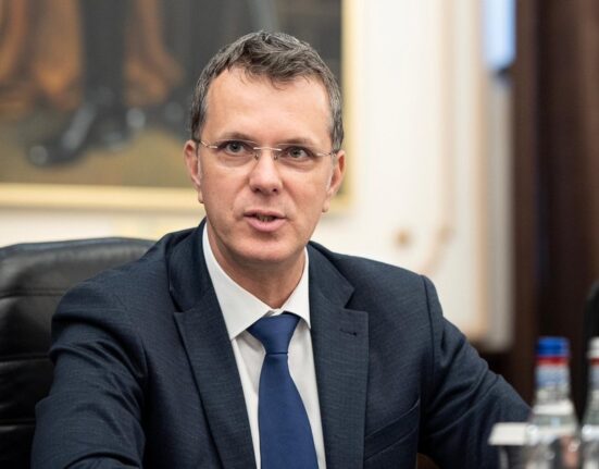 Ionuț Moșteanu s-a întâlnit cu omologul său polon. Despre ce au discutat cei doi miniștri ai Apărării