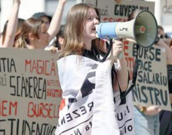 Anul universitar a început cu proteste în nouă centre universitare