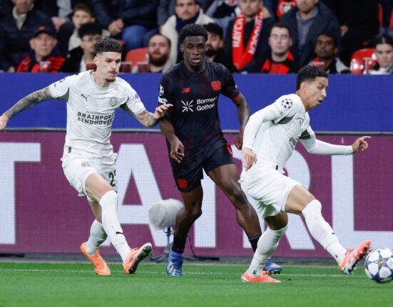 Dennis Man, titular în premieră în Champions League » Cum s-a descurcat în Leverkusen