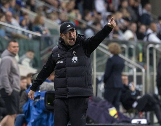 Edward Iordănescu, pus la zid după înfrângerea cu Legia Varșovia în Europa League: „Decizie nebunească”