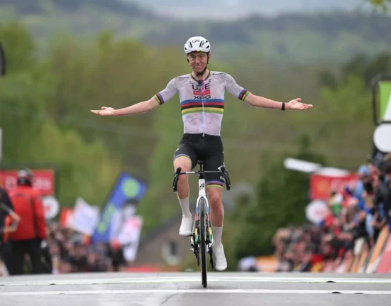 Tadej Pogacar, medaliat cu aur la Campionatele Europene pe şosea