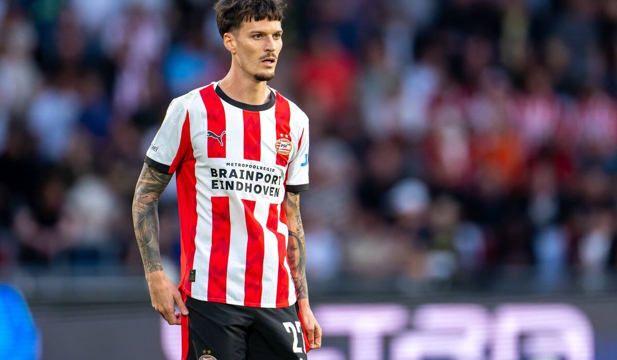 Dennis Man a impresionat un dublu campion al Olandei: „Jucător de clasă internațională”