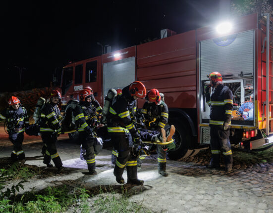 Codul roșu – Barbara – Ciclonul neîncrederii în România. „Problema cu prevenția e că, dacă funcționează, pare o exagerare” / Legătura cu pandemia COVID și cu diferitele tipuri de vaccinare