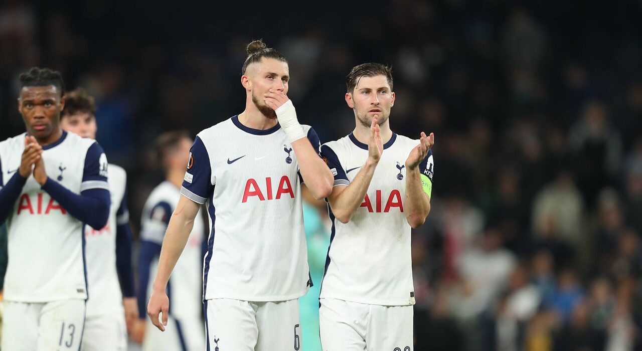 Probleme mari! Fundașul lui Tottenham s-a accidentat din nou